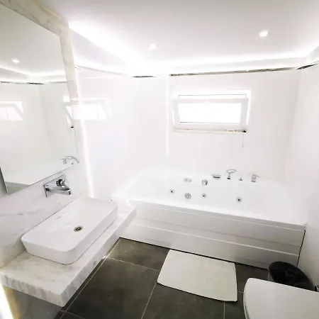 Spectacular With Private Pool In Antalya *